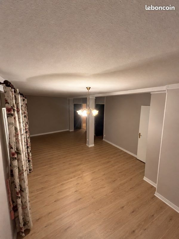 Appartement à louer, 73m², Carmaux