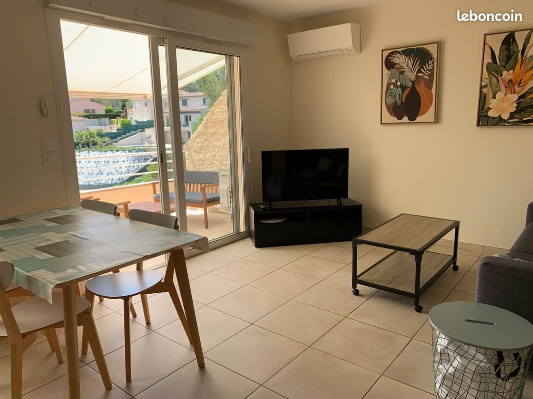 Appartement à louer, 39m², Fréjus