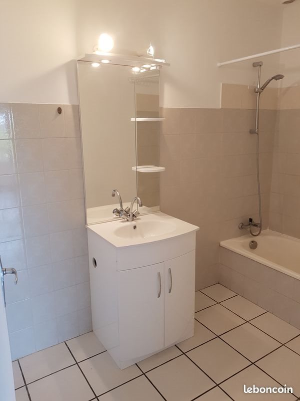 Appartement à louer, 45m², Olemps