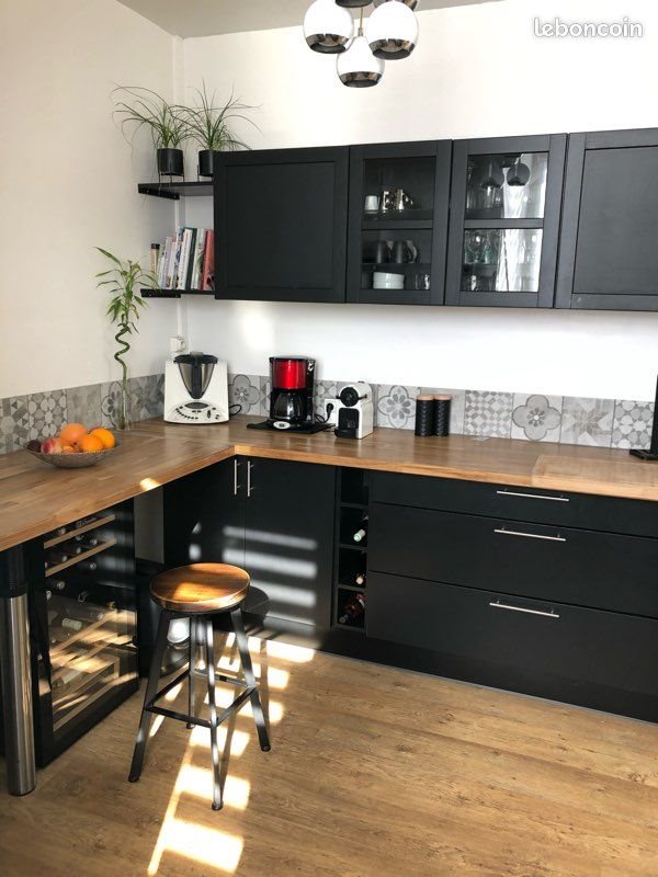 Appartement à louer, 65m², Lèves
