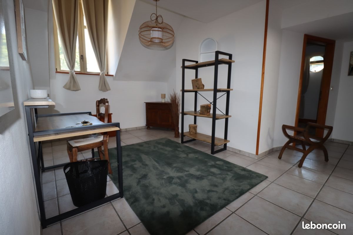 Appartement à louer, 100m², Mont-Saint-Martin
