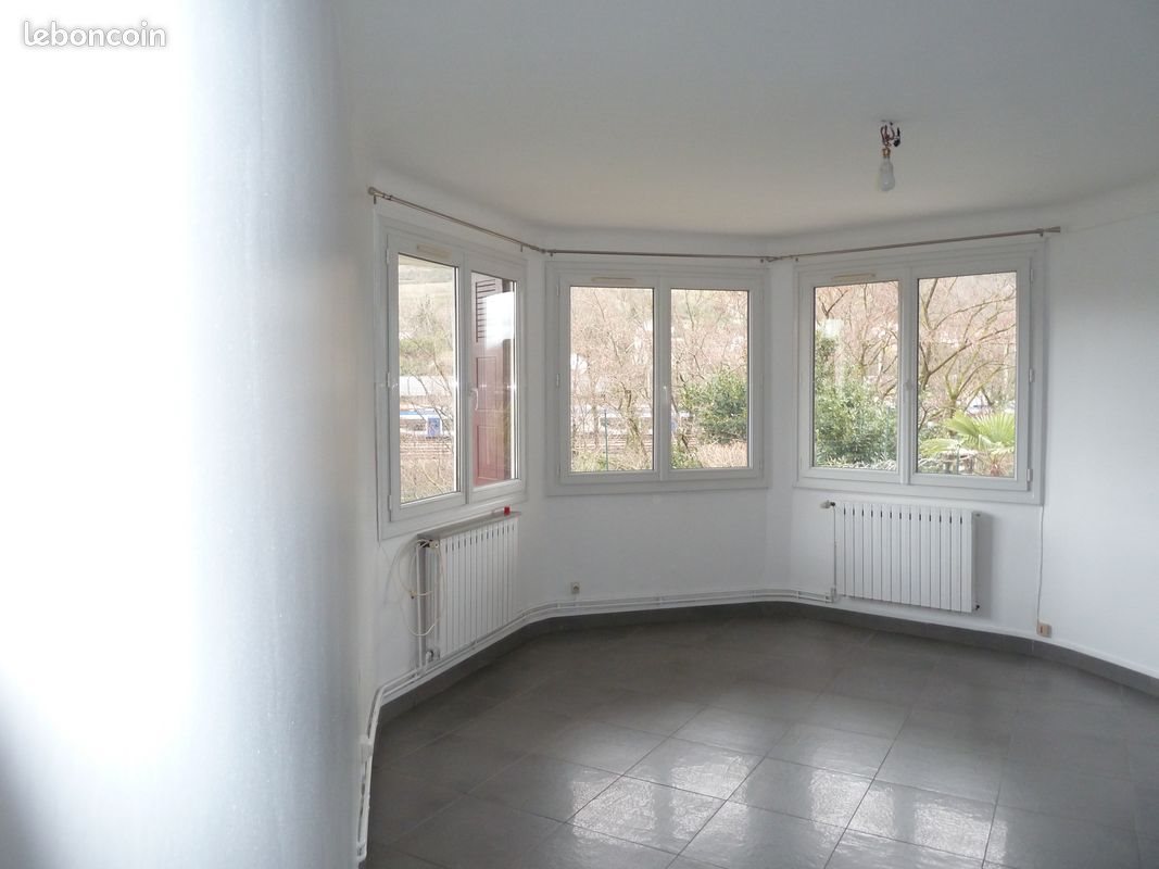 Appartement à louer, 72m², Foix