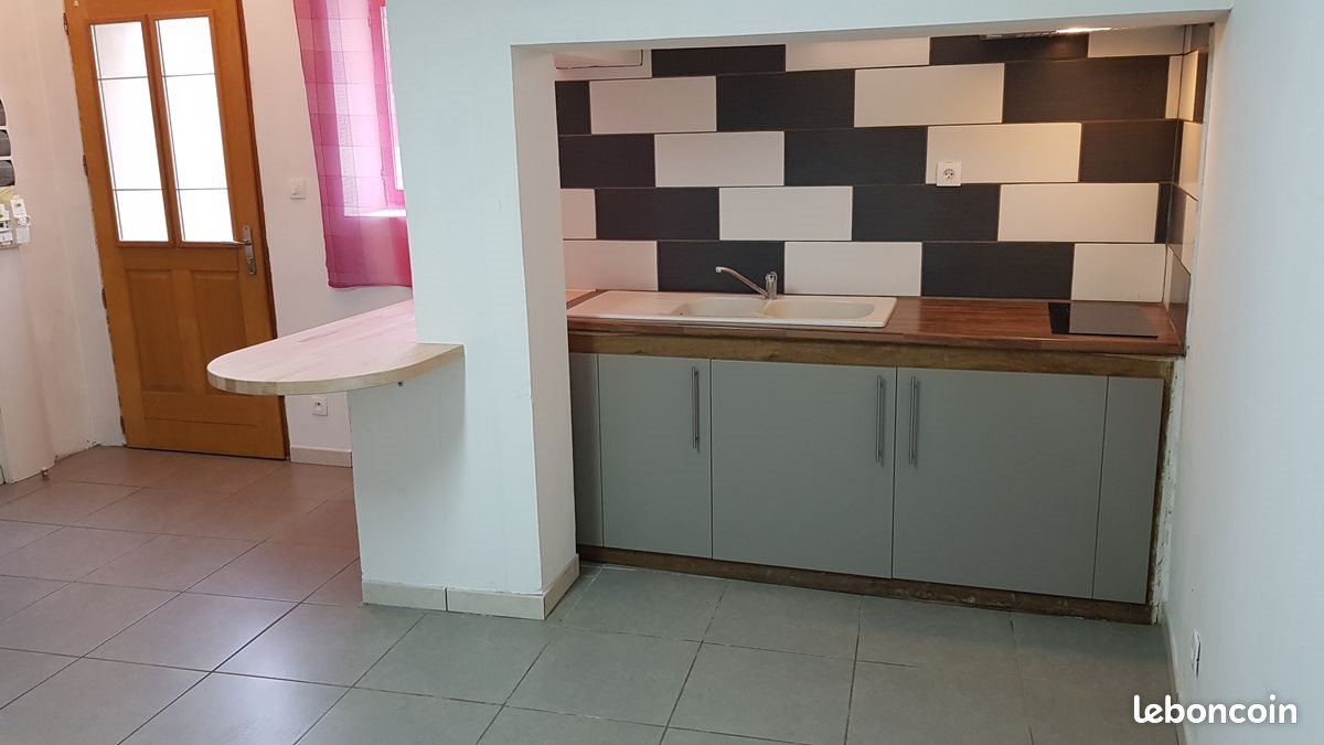 Appartement à louer, 60m², La Roche-Chalais