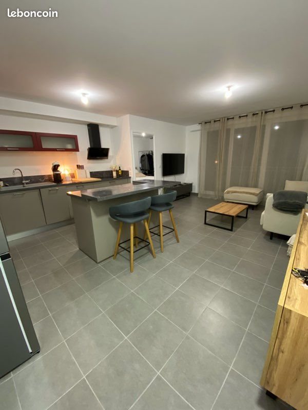 Appartement à louer, 45m², Marseille 10ème