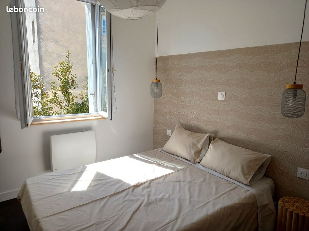 Appartement à louer, 27m², Rochefort