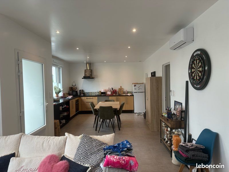 Maison à louer, 96m², Plonévez-Porzay