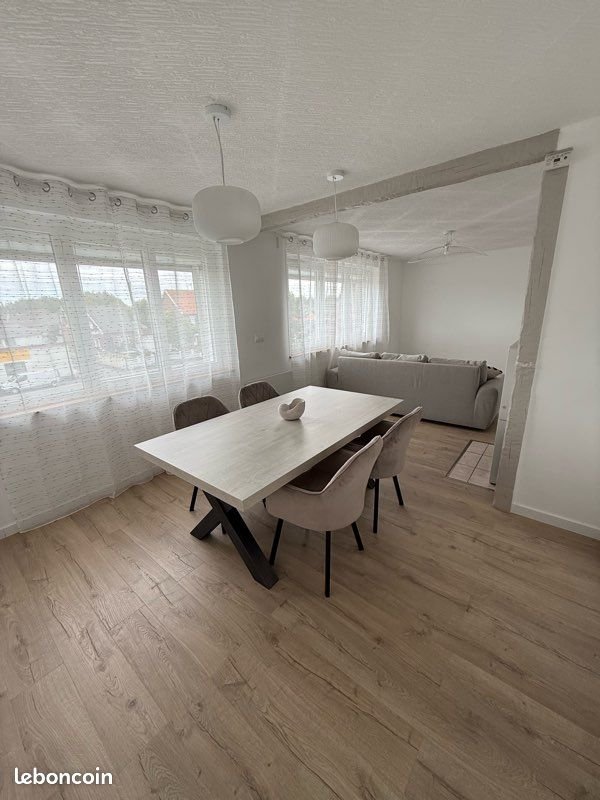 Appartement à louer, 71m², Raismes
