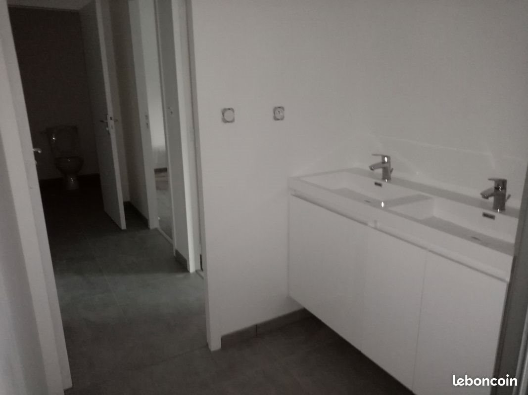Appartement à louer, 70m², Fougères