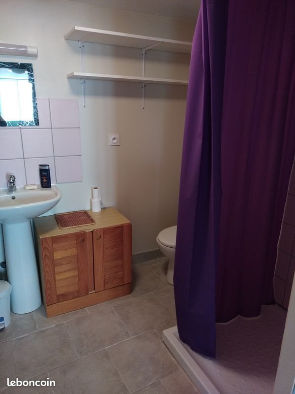 Maison à louer, 20m², Celles-sur-Durolle