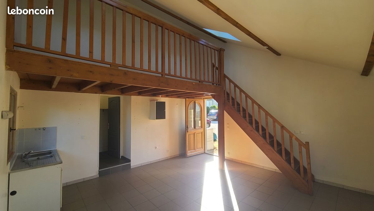Appartement à louer, 40m², Nanteau-sur-Lunain