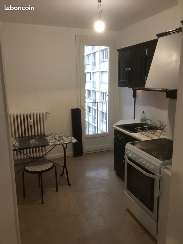 Appartement à louer, 49m², Saint-Etienne