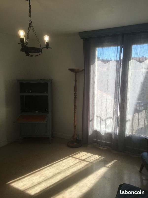 Appartement à louer, 49m², Saint-Etienne