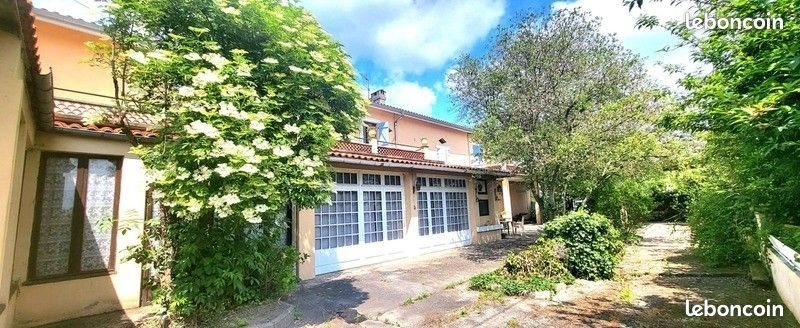 Maison à vendre, 800m², Estancarbon