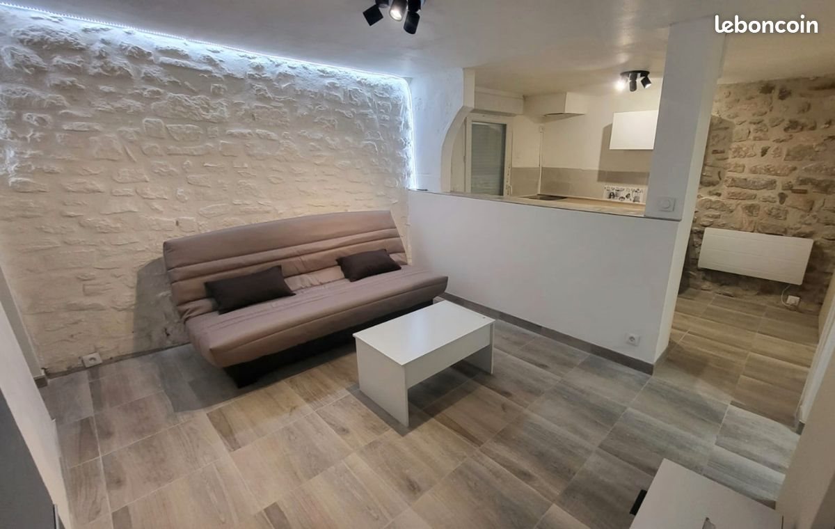 Appartement à louer, 25m², Aramon