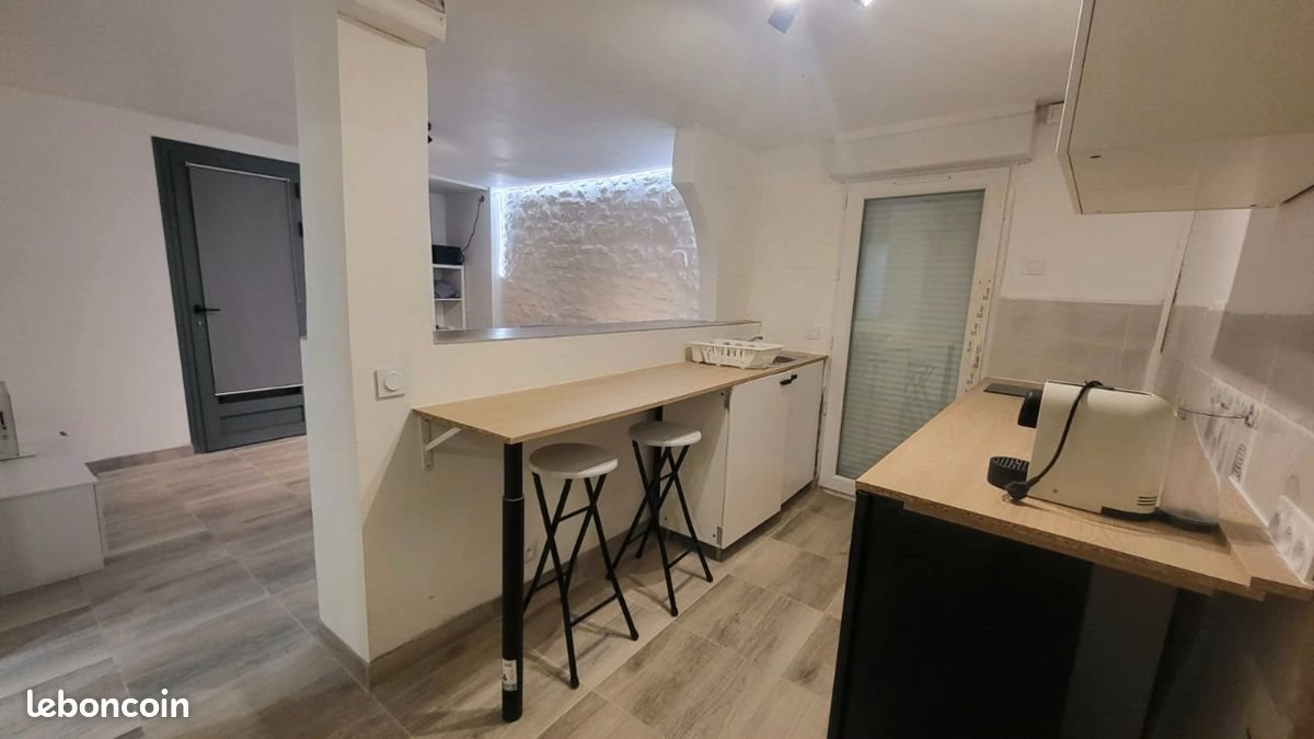 Appartement à louer, 25m², Aramon