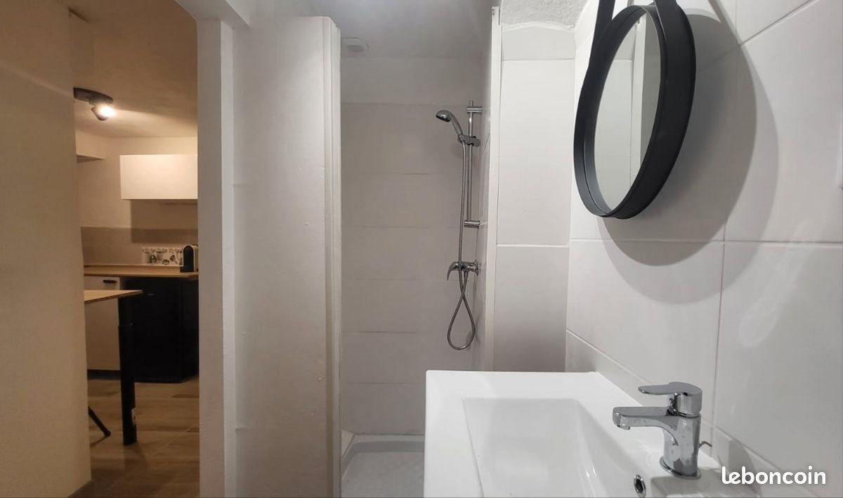 Appartement à louer, 25m², Aramon