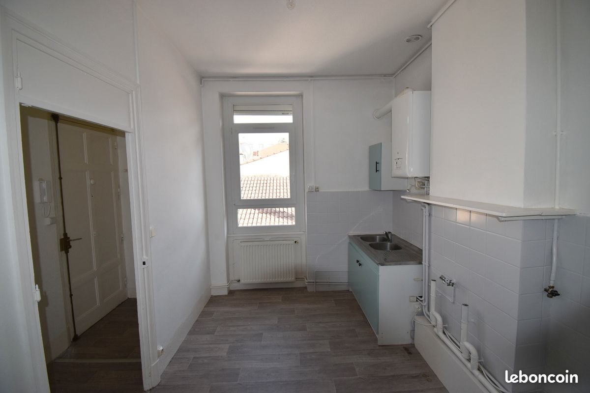 Appartement à louer, 45m², Firminy