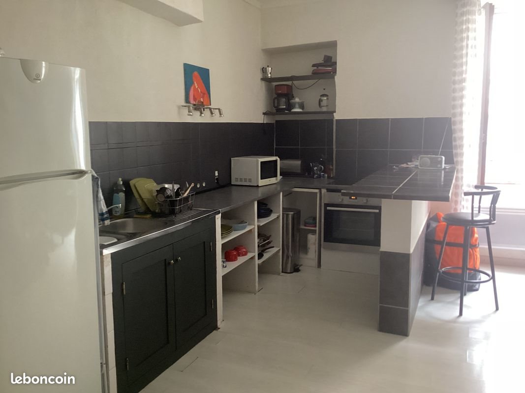 Appartement à louer, 32m², Nîmes