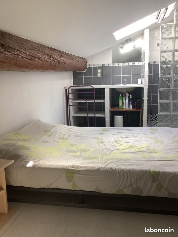 Appartement à louer, 32m², Nîmes