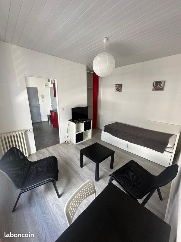 Appartement à louer, 26m², Tours