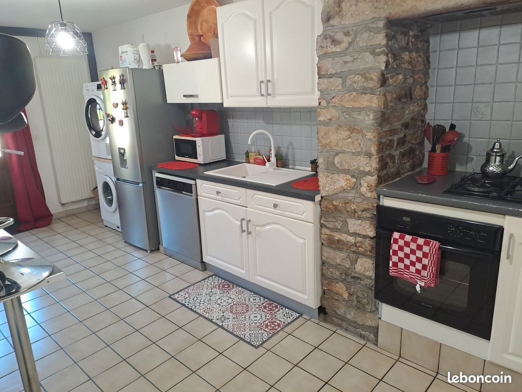 Appartement à louer, 63m², Geneuille