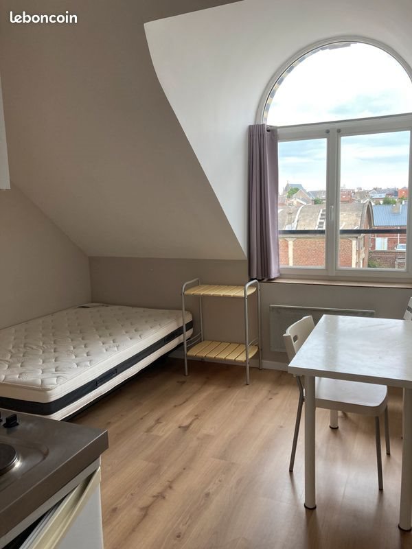 Appartement à louer, 12m², Saint-Quentin