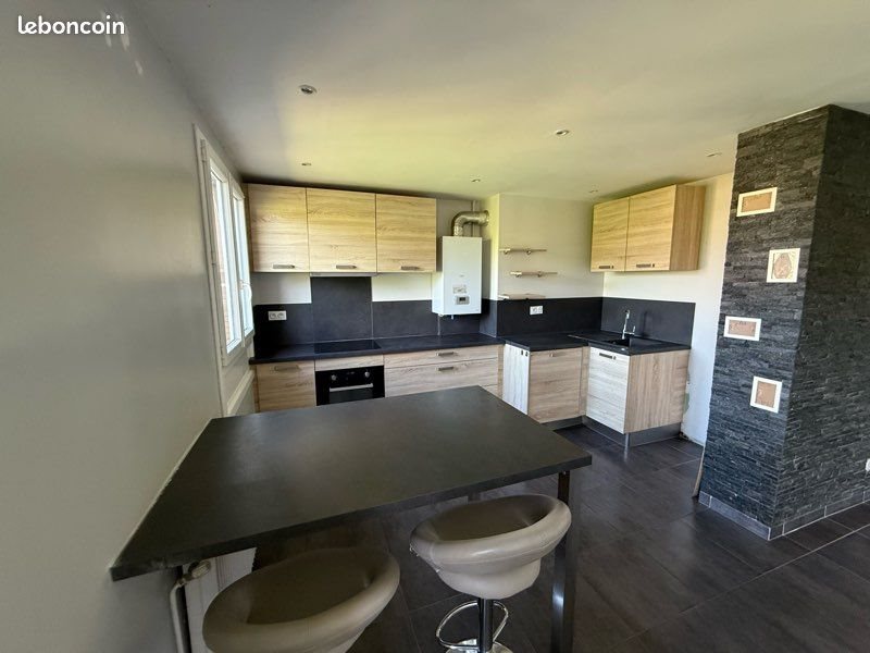 Appartement à louer, 70m², Fontaine