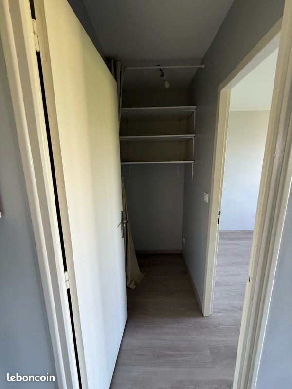Appartement à louer, 70m², Fontaine