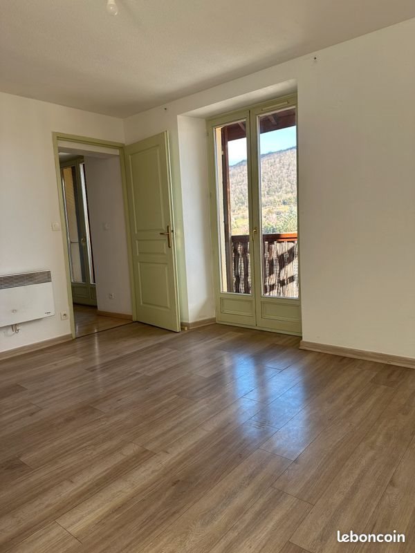 Appartement à louer, 55m², Charavines