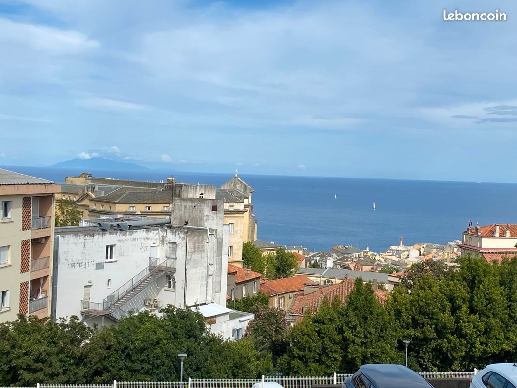 Appartement à vendre, 60m², Bastia