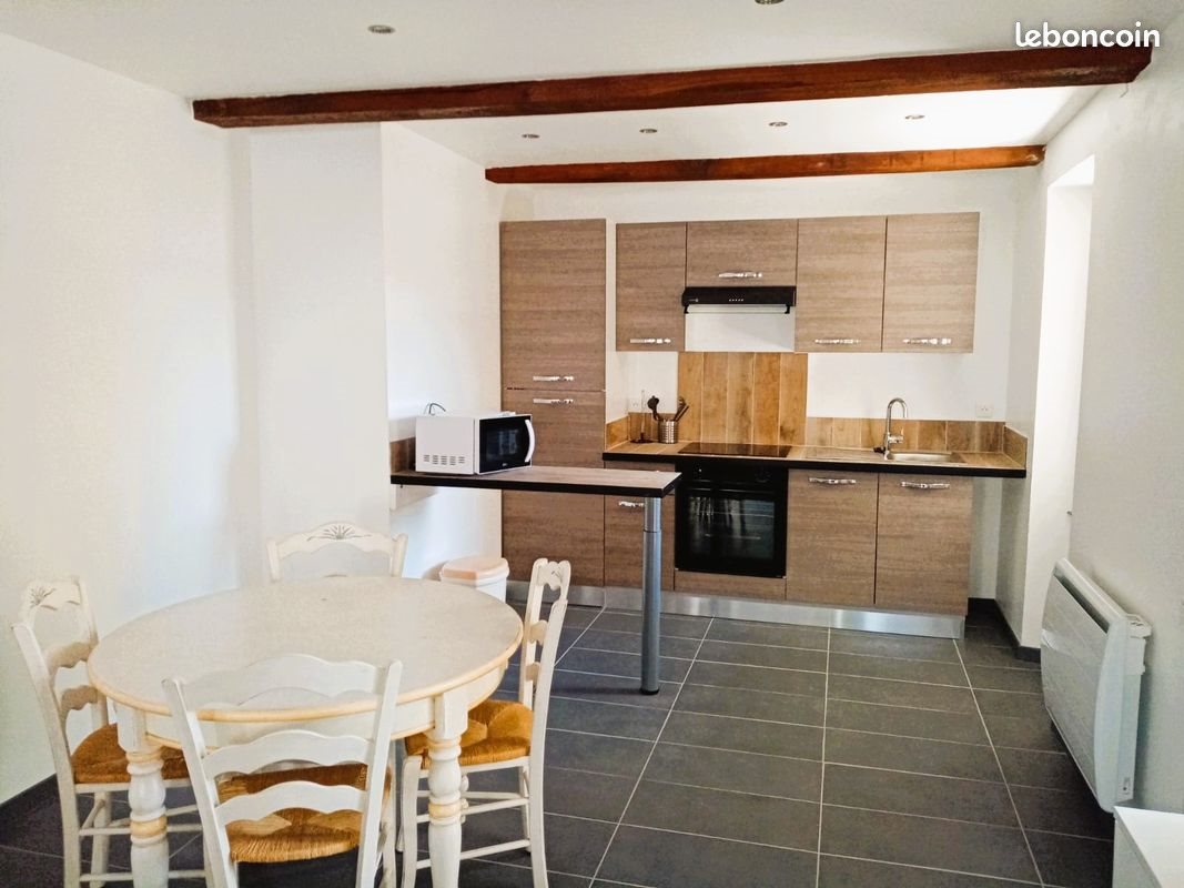 Appartement à louer, 80m², Le Puy-Sainte-Réparade