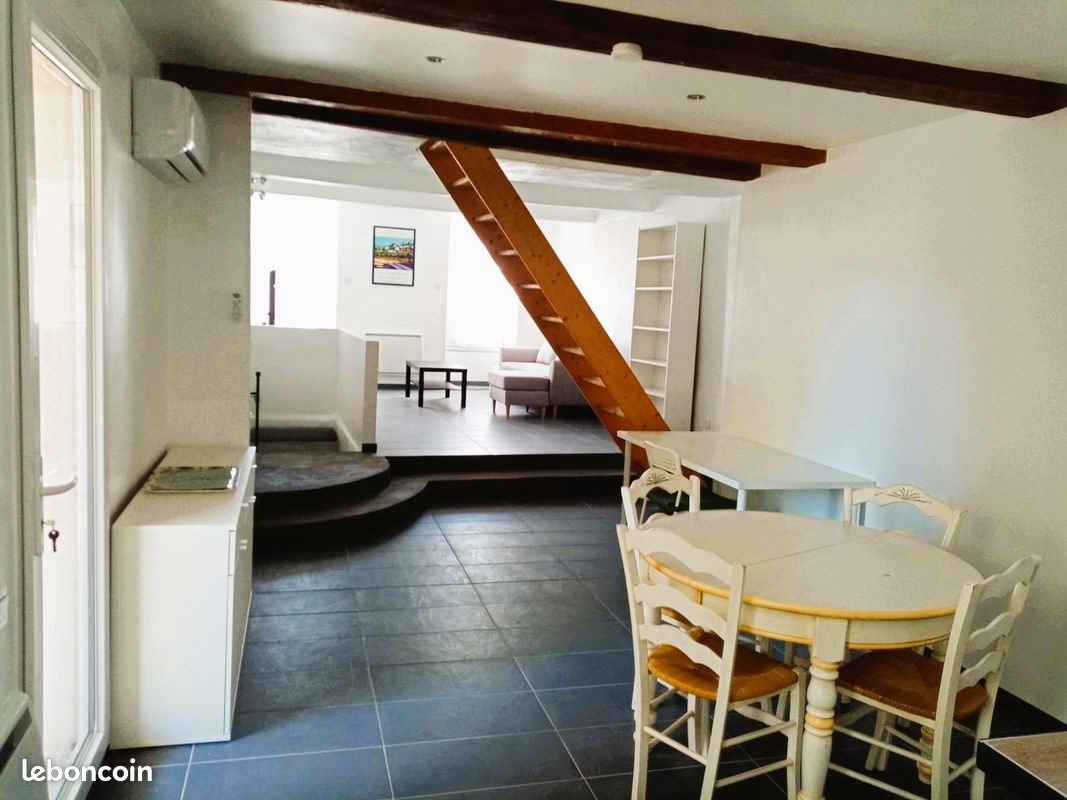 Appartement à louer, 80m², Le Puy-Sainte-Réparade