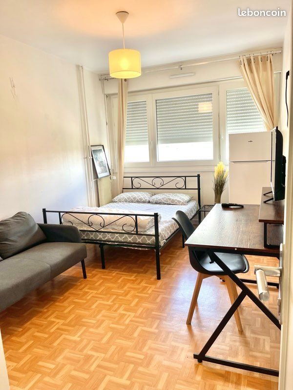 Appartement à louer, 15m², Melun