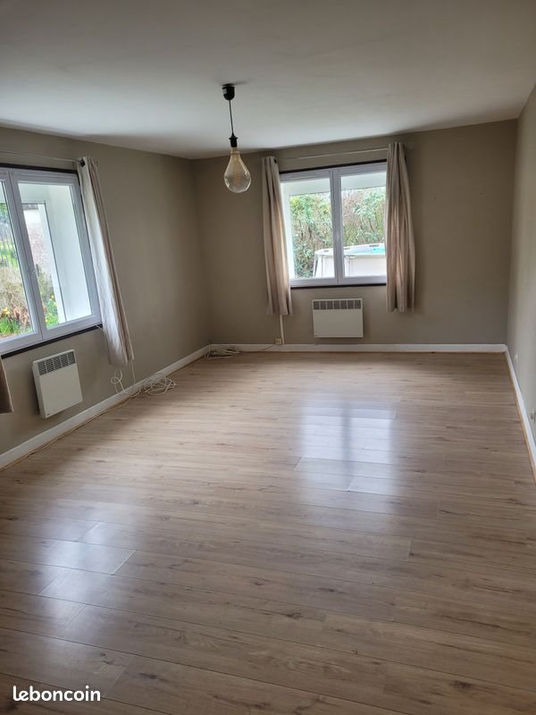 Maison à louer, 101m², Bon-Encontre