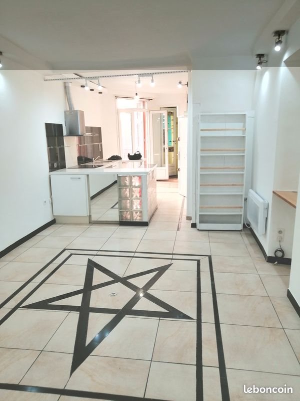 Appartement à louer, 38m², Menton