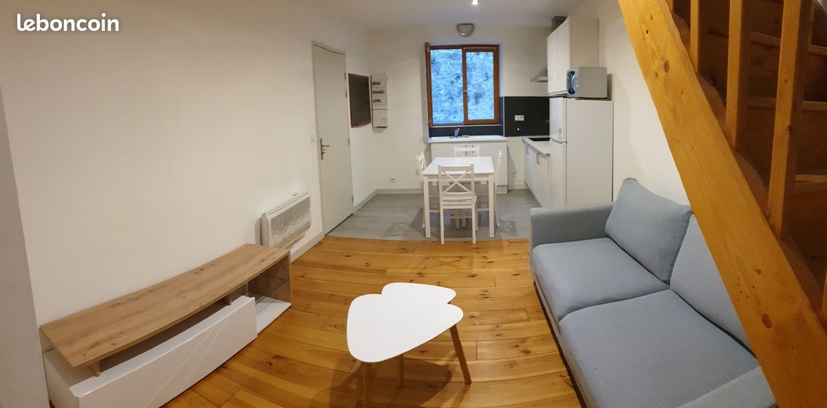 Appartement à louer, 46m², Puy-l'Evêque