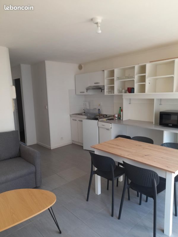 Appartement à louer, 35m², Saint-Nazaire
