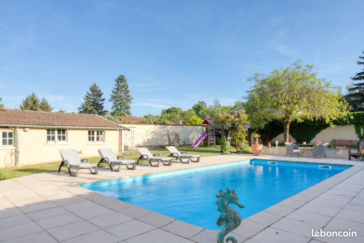 Maison à vendre, 200m², Pusignan