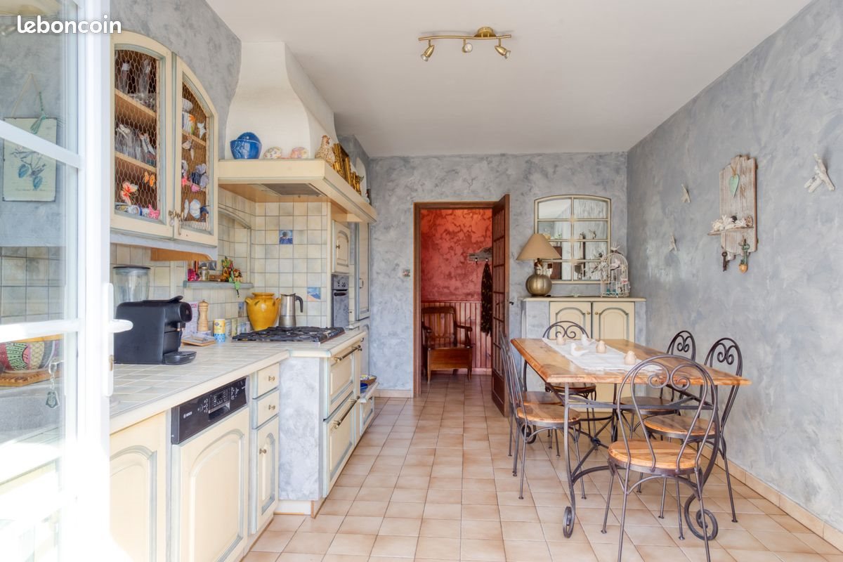 Maison à vendre, 200m², Pusignan