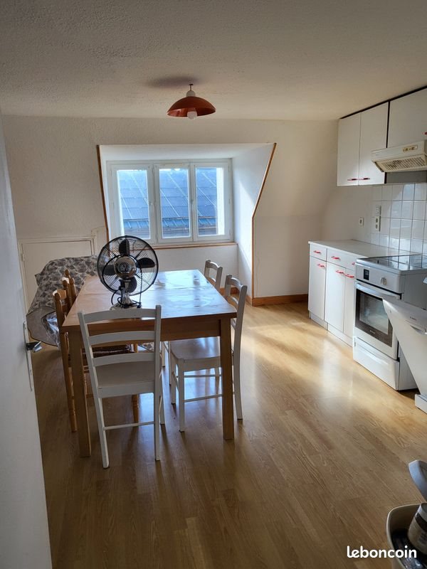Appartement à louer, 60m², Mur-de-Barrez
