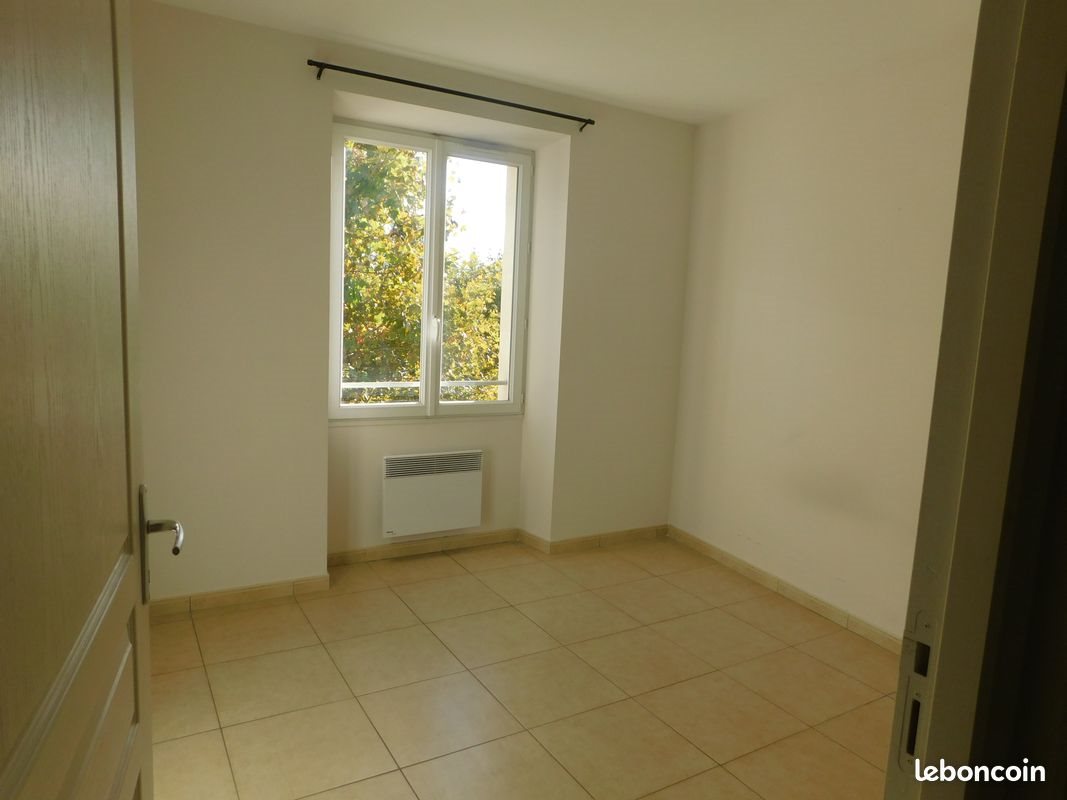 Appartement à louer, 48m², Eyragues