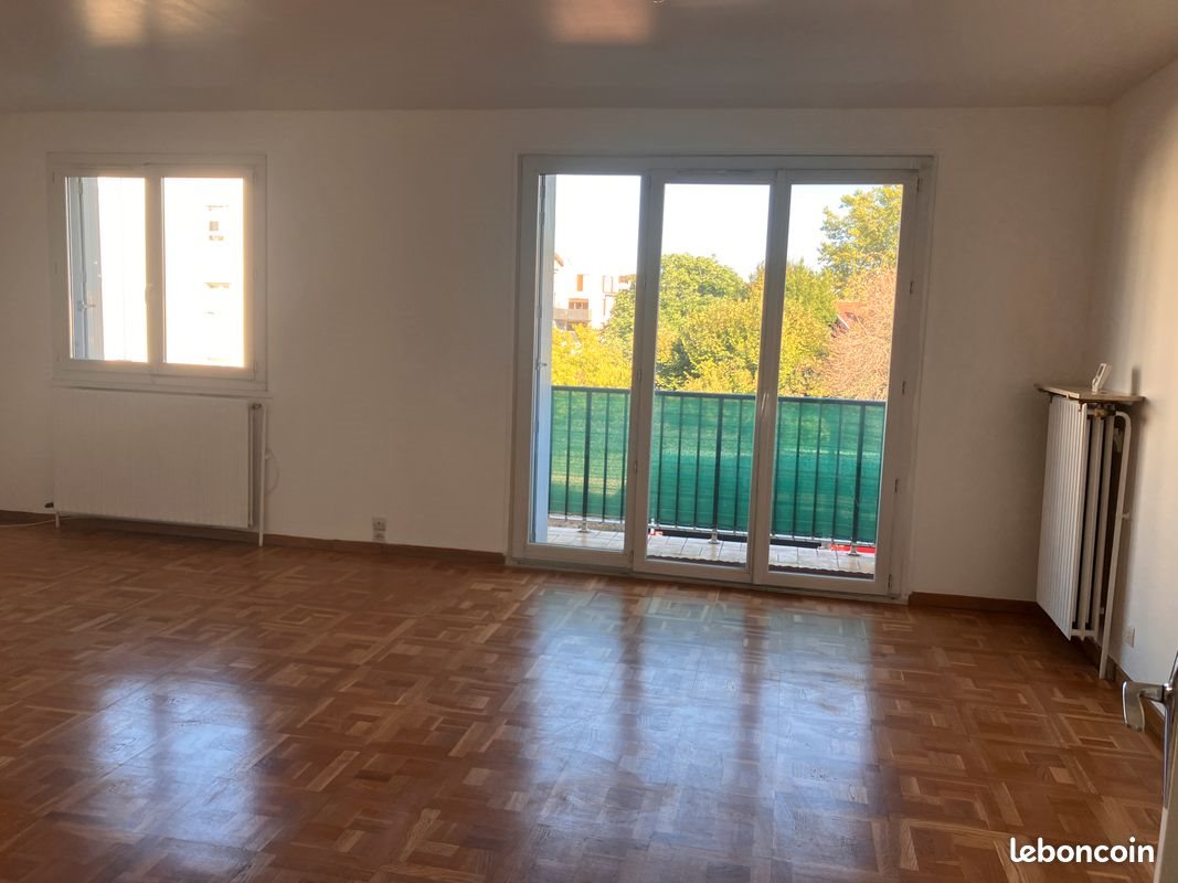 Appartement à louer, 77m², Vaulx-en-Velin