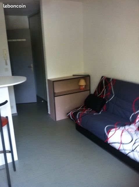 Appartement à louer, 18m², Pau