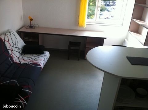 Appartement à louer, 18m², Pau
