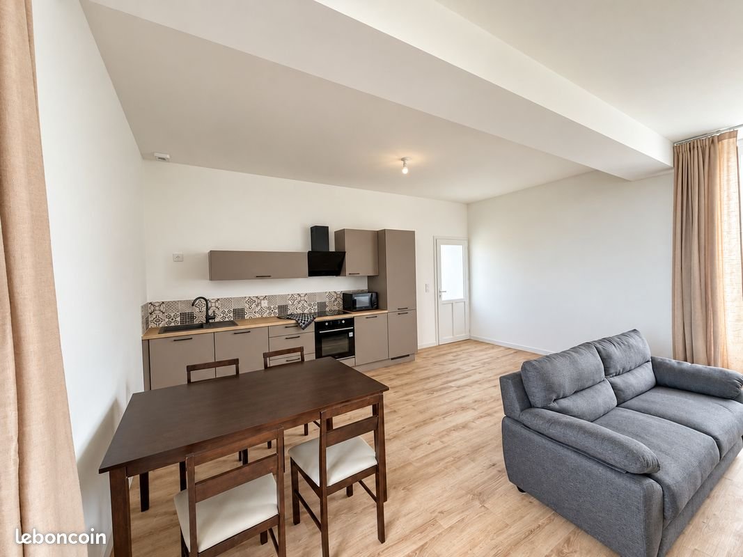 Appartement à louer, 53m², Gennes