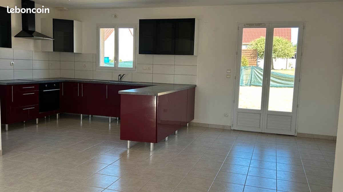 Maison à louer, 95m², Bourges