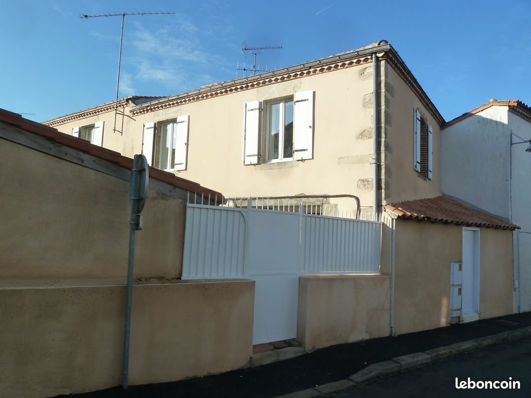 Maison à louer, 83m², Saint-Denis-la-Chevasse