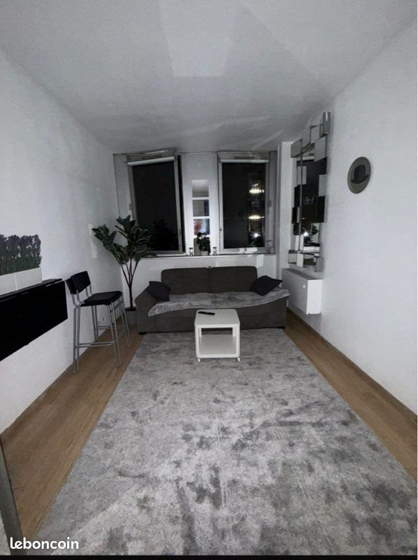 Appartement à louer, 25m², Puteaux