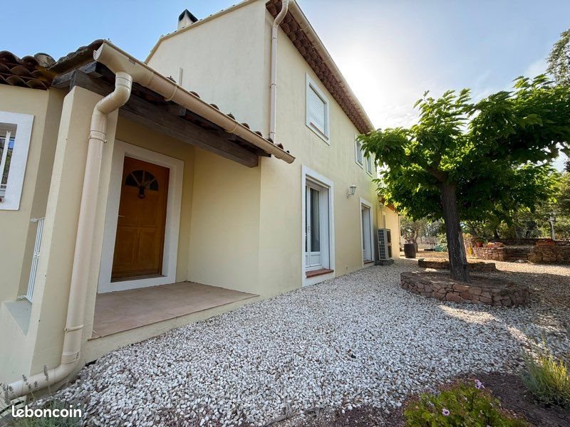 Maison à vendre, 205m², Cuers