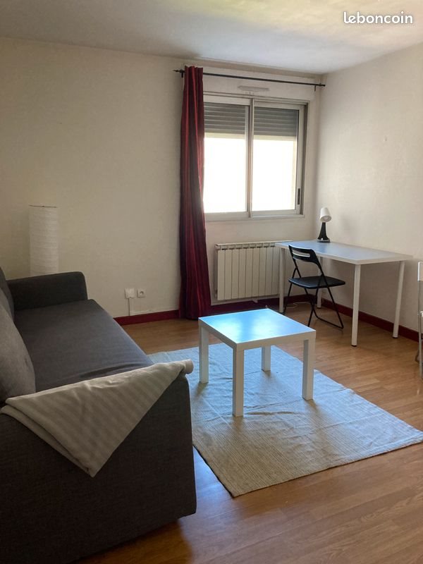 Appartement à louer, 25m², Saint-Étienne